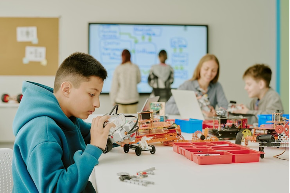 STEM After School Program in Lenox